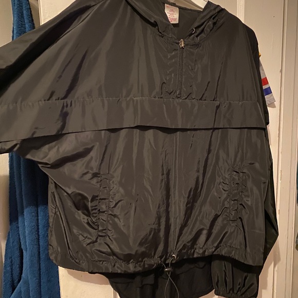 Clothes - Picture 13 of 16